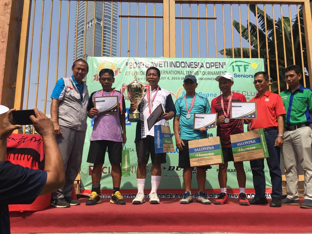 Wali Kota Magelang Juara Turnamen Tenis Senior Internasional